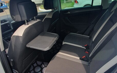 Volkswagen Tiguan II, 2019 год, 3 200 000 рублей, 10 фотография