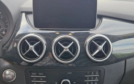 Mercedes-Benz B-Класс, 2017 год, 1 900 000 рублей, 7 фотография