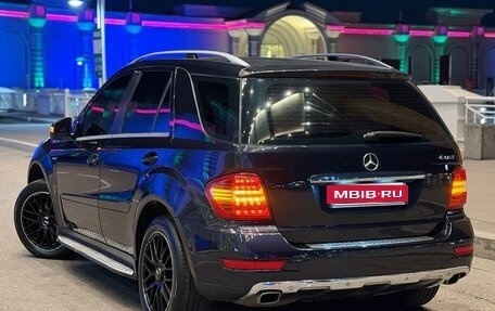 Mercedes-Benz M-Класс, 2011 год, 1 300 000 рублей, 1 фотография