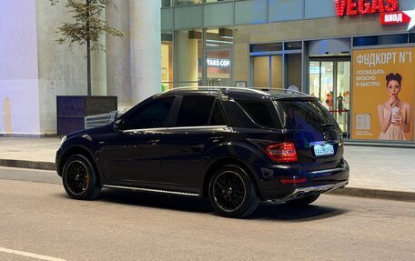 Mercedes-Benz M-Класс, 2011 год, 1 300 000 рублей, 22 фотография