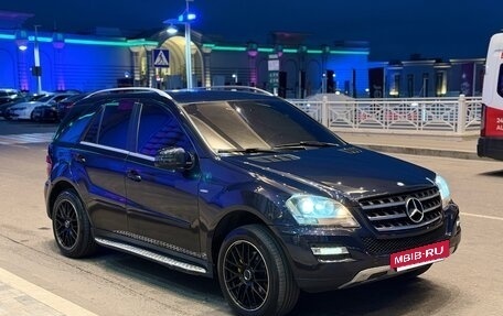 Mercedes-Benz M-Класс, 2011 год, 1 300 000 рублей, 25 фотография