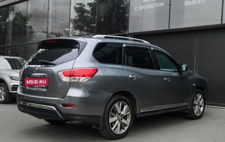 Nissan Pathfinder, 2016 год, 1 790 000 рублей, 4 фотография