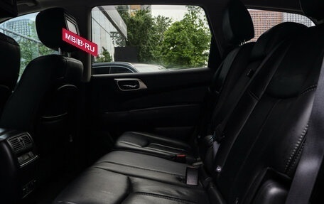 Nissan Pathfinder, 2016 год, 1 790 000 рублей, 10 фотография