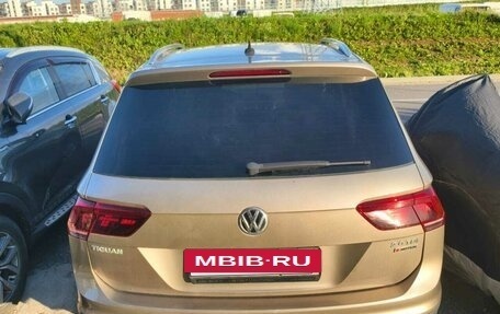 Volkswagen Tiguan II, 2017 год, 2 150 000 рублей, 4 фотография