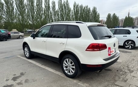 Volkswagen Touareg III, 2011 год, 1 650 000 рублей, 4 фотография