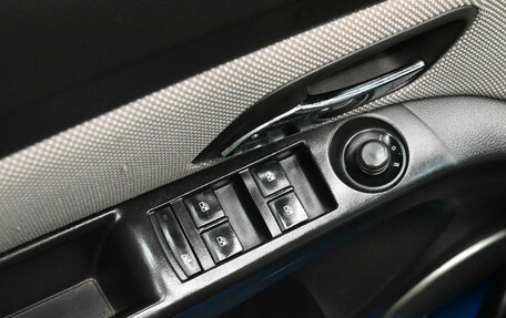 Chevrolet Cruze II, 2011 год, 680 000 рублей, 13 фотография