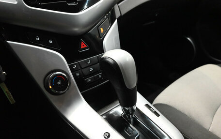 Chevrolet Cruze II, 2011 год, 680 000 рублей, 15 фотография
