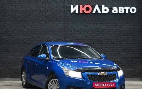Chevrolet Cruze II, 2011 год, 680 000 рублей, 3 фотография