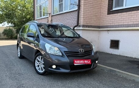 Toyota Verso I, 2011 год, 1 фотография