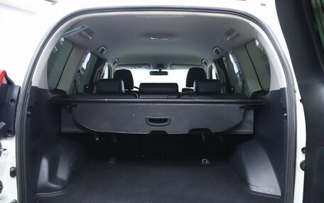 Toyota Land Cruiser Prado 150 рестайлинг 2, 2016 год, 3 750 000 рублей, 9 фотография