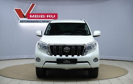 Toyota Land Cruiser Prado 150 рестайлинг 2, 2016 год, 3 750 000 рублей, 2 фотография