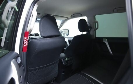 Toyota Land Cruiser Prado 150 рестайлинг 2, 2016 год, 3 750 000 рублей, 11 фотография