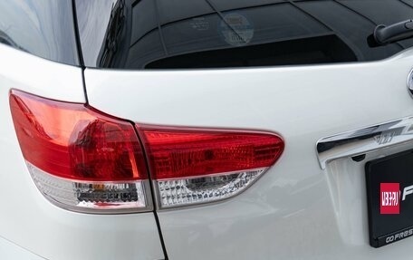 Toyota Wish II, 2011 год, 1 290 000 рублей, 22 фотография