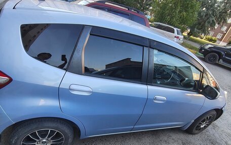 Honda Fit III, 2008 год, 620 000 рублей, 3 фотография