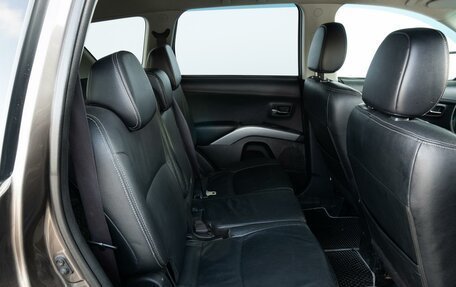 Mitsubishi Outlander III рестайлинг 3, 2011 год, 1 180 000 рублей, 14 фотография