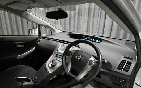 Toyota Prius, 2012 год, 1 150 000 рублей, 11 фотография
