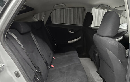Toyota Prius, 2012 год, 1 150 000 рублей, 16 фотография