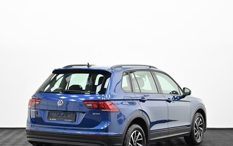 Volkswagen Tiguan II, 2020 год, 2 249 000 рублей, 2 фотография