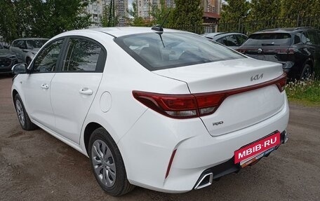 KIA Rio IV, 2021 год, 1 640 000 рублей, 4 фотография