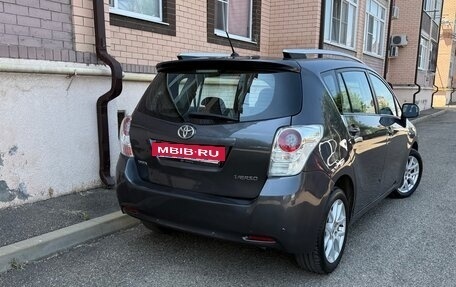 Toyota Verso I, 2011 год, 3 фотография