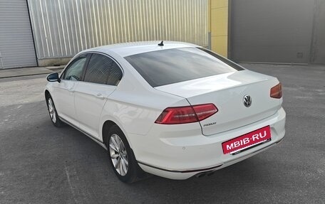 Volkswagen Passat B8 рестайлинг, 2018 год, 2 100 000 рублей, 3 фотография