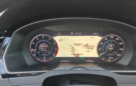 Volkswagen Passat B8 рестайлинг, 2018 год, 2 100 000 рублей, 20 фотография