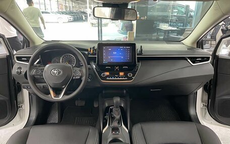Toyota Corolla, 2022 год, 1 660 000 рублей, 8 фотография