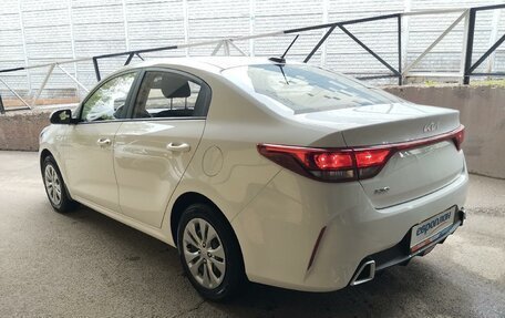 KIA Rio IV, 2021 год, 1 650 000 рублей, 4 фотография