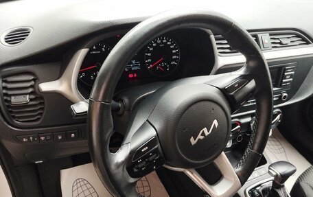 KIA Rio IV, 2021 год, 1 650 000 рублей, 6 фотография
