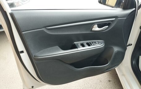 KIA Rio IV, 2021 год, 1 650 000 рублей, 9 фотография