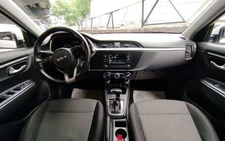 KIA Rio IV, 2021 год, 1 650 000 рублей, 5 фотография