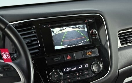 Mitsubishi Outlander III рестайлинг 3, 2014 год, 1 599 000 рублей, 9 фотография