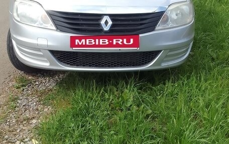 Renault Logan I, 2013 год, 395 000 рублей, 2 фотография