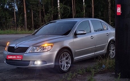 Skoda Octavia, 2011 год, 820 000 рублей, 2 фотография
