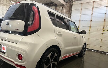 KIA Soul II рестайлинг, 2018 год, 1 800 000 рублей, 12 фотография