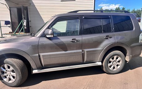 Mitsubishi Pajero IV, 2014 год, 2 350 000 рублей, 4 фотография