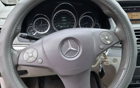 Mercedes-Benz E-Класс, 2011 год, 1 350 000 рублей, 23 фотография