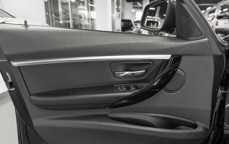 BMW 3 серия, 2015 год, 2 480 000 рублей, 13 фотография