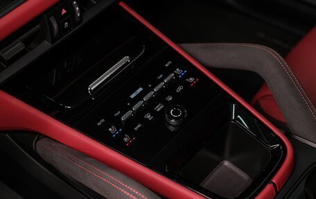 Porsche Cayenne III, 2024 год, 23 690 000 рублей, 24 фотография