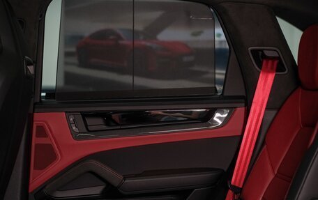 Porsche Cayenne III, 2024 год, 23 690 000 рублей, 29 фотография