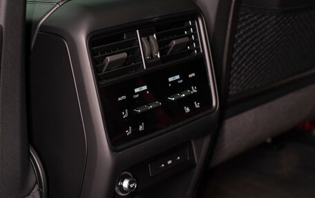 Porsche Cayenne III, 2024 год, 23 690 000 рублей, 28 фотография