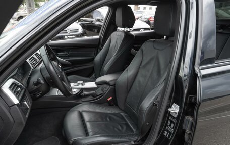 BMW 3 серия, 2018 год, 2 649 000 рублей, 12 фотография