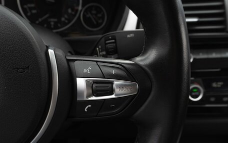BMW 3 серия, 2018 год, 2 649 000 рублей, 17 фотография
