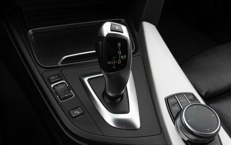 BMW 3 серия, 2018 год, 2 649 000 рублей, 21 фотография