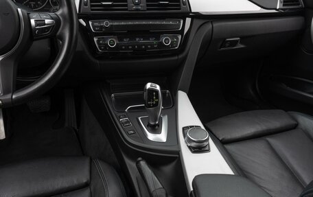 BMW 3 серия, 2018 год, 2 649 000 рублей, 22 фотография