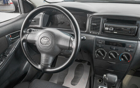 Toyota Corolla, 2005 год, 669 000 рублей, 15 фотография