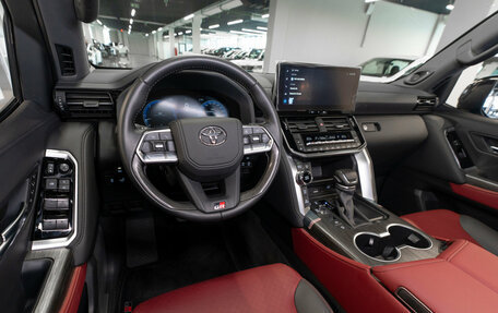 Toyota Land Cruiser, 2025 год, 14 200 000 рублей, 7 фотография