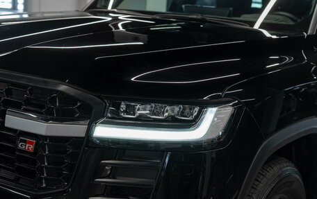 Toyota Land Cruiser, 2025 год, 14 200 000 рублей, 33 фотография