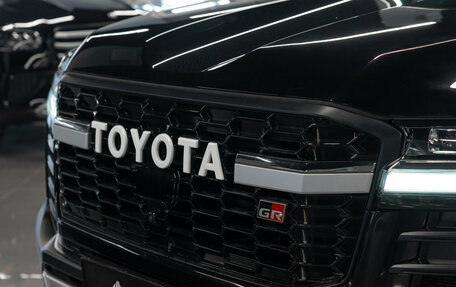 Toyota Land Cruiser, 2025 год, 14 200 000 рублей, 34 фотография