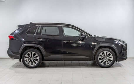 Toyota RAV4, 2020 год, 3 330 000 рублей, 4 фотография